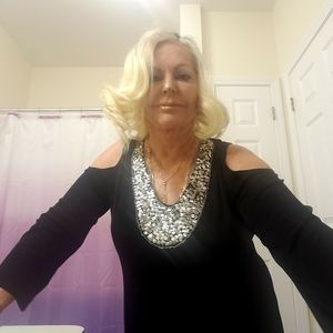 Meet your Posher, Eileen